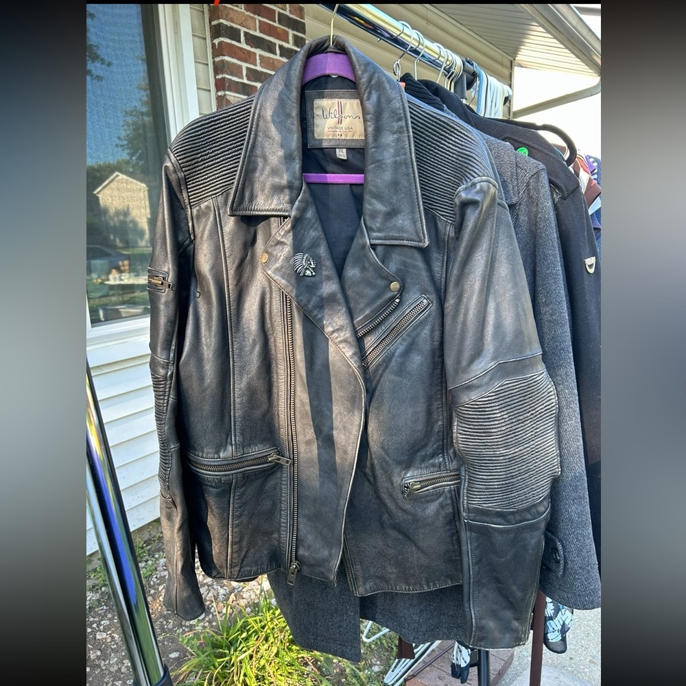 Men’s Wilson leather coat, Size XXL